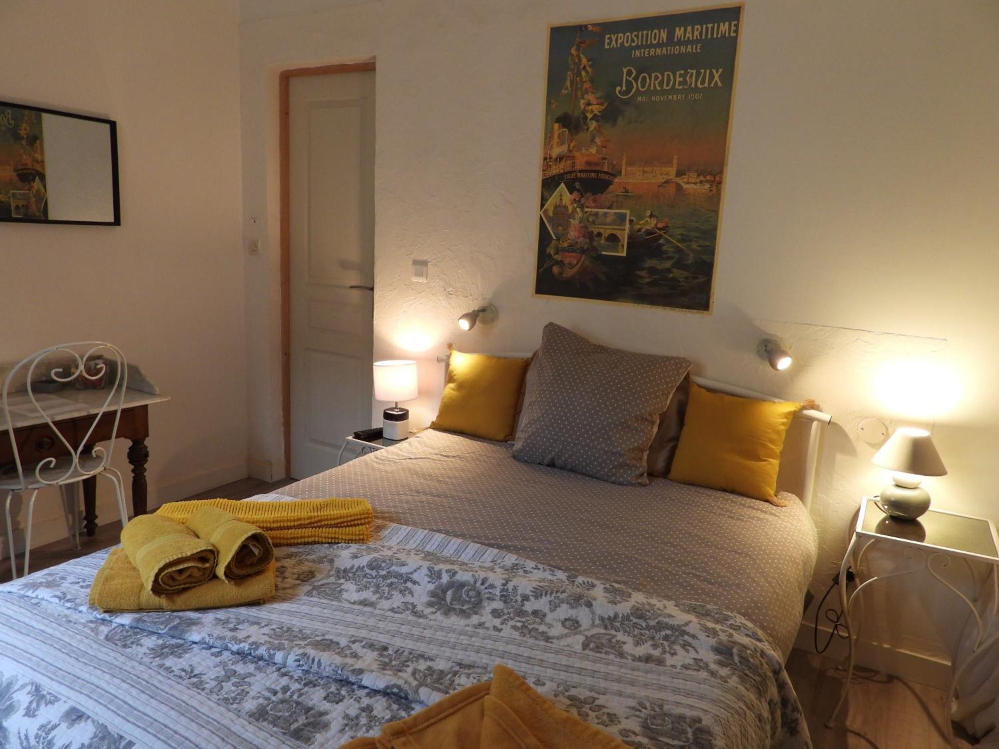 B&B Le Miroir Aux Fees Bordeaux Luaran gambar