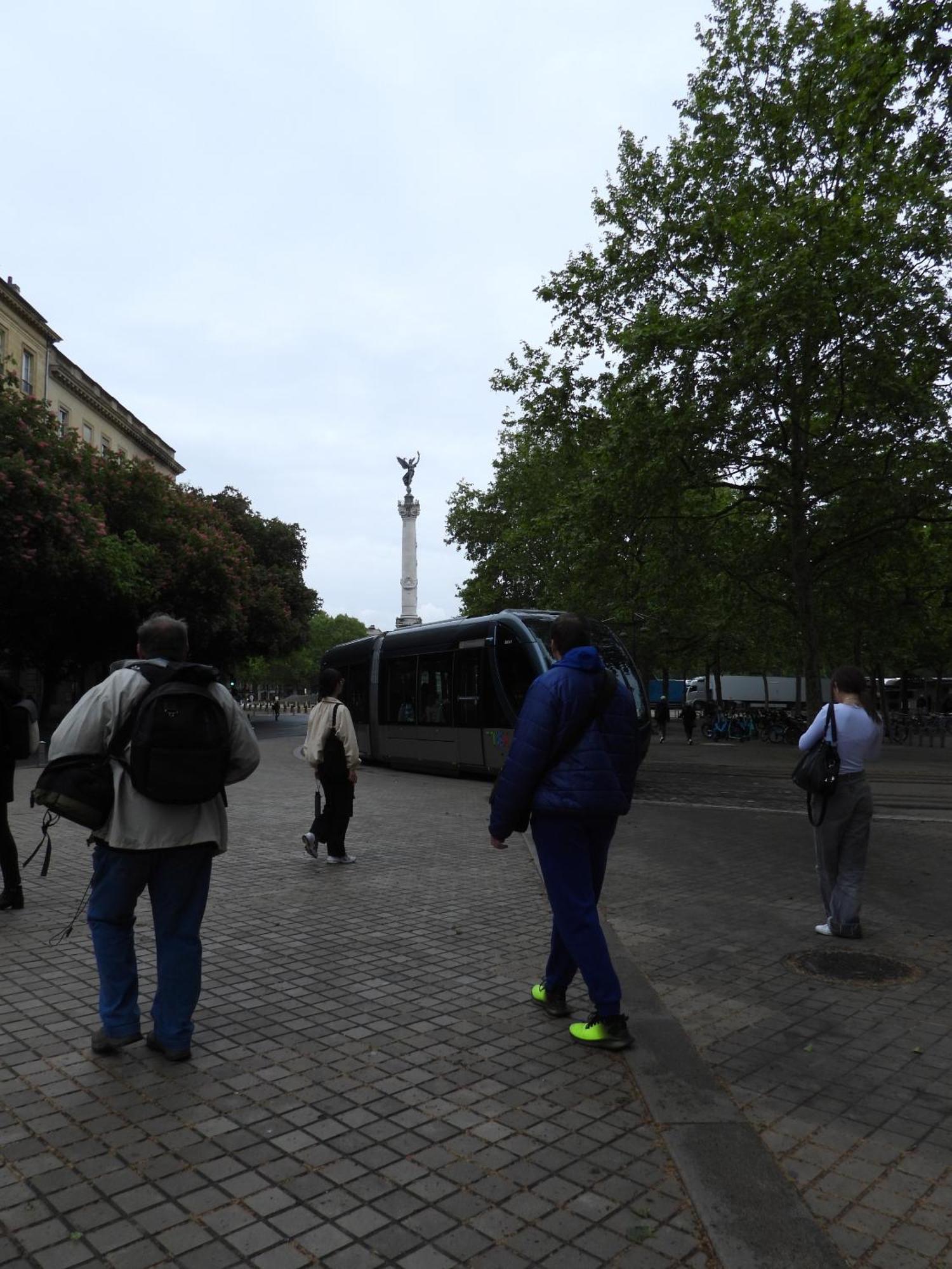 B&B Le Miroir Aux Fees Bordeaux Luaran gambar
